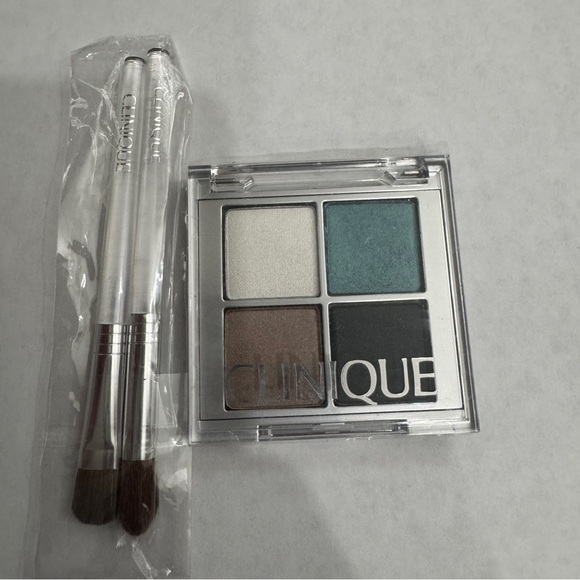 Clinique All About Shadow Quad 2.7G - Picture 1 of 2